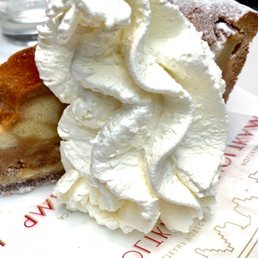 Apple Pie with Creme Apple Pie with Creme