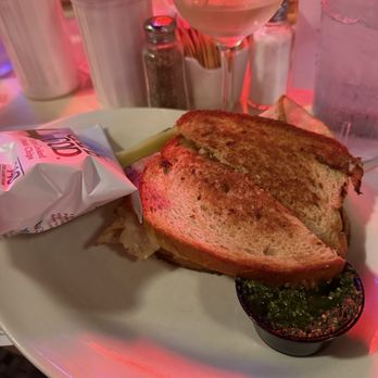 Dots Back Inn - Turkey And American & Chips - Diners Near Me - Richmond, Virginia