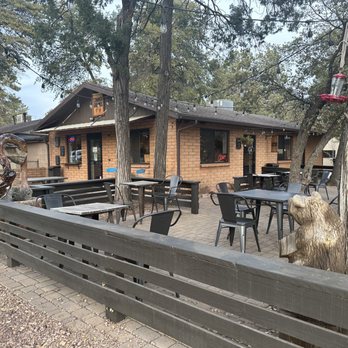 Common Grounds - Front patio - Coffee & Tea Near Me - Payson, Arizona