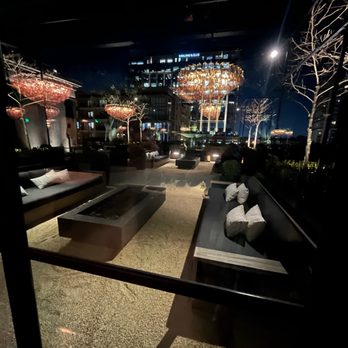RH Rooftop Restaurant at RH Dallas - Outdoor rooftop area - American Near Me - Dallas, Texas RH Rooftop Restaurant at RH Dallas - Outdoor rooftop area - American Near Me - Dallas, Texas