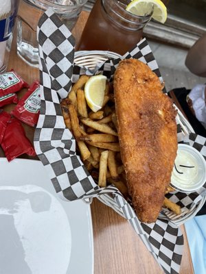 Pub John Michaels by null