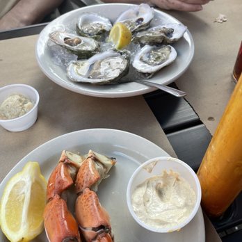 Pinchers - Oysters - Seafood Near Me - Naples, Florida Pinchers - Oysters - Seafood Near Me - Naples, Florida