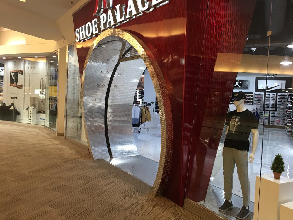 SHOE PALACE - Updated July 2026 - 20 Reviews - 1071 Santa Rosa Plz ...