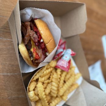 Shake Shack Aventura - SmokeShack and fries - Burgers Near Me - Aventura, Florida