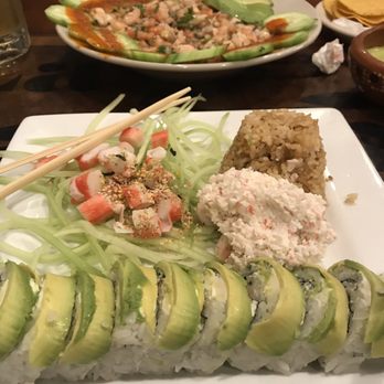 LA Laguna Mariscos and Sushi - Bars Near Me - Laredo, Texas