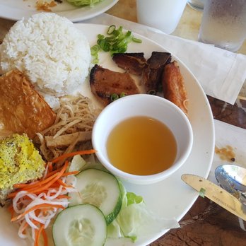 Co Do 2 - #42 grilled pork chop, shredded pork, shrimp cake, grilled shrimp with sugar cane - Vietnamese Near Me - Sacramento, California