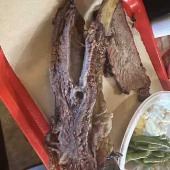 Black's Barbecue Lockhart - Giant Beef Ribs and green beans potato salad and the best banana puddin hands down! - Barbeque Near Me - Lockhart, Texas Black's Barbecue Lockhart - Giant Beef Ribs and green beans potato salad and the best banana puddin hands down! - Barbeque Near Me - Lockhart, Texas