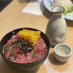 Japan Ginger - Tuna and house hot sake!