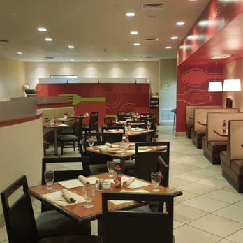 Holiday Inn Yuma - Lobby restaurant - Hotels Near Me - Yuma, Arizona