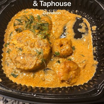 FlatIron Kitchen & Taphouse - New American Near Me - Davidson, North Carolina