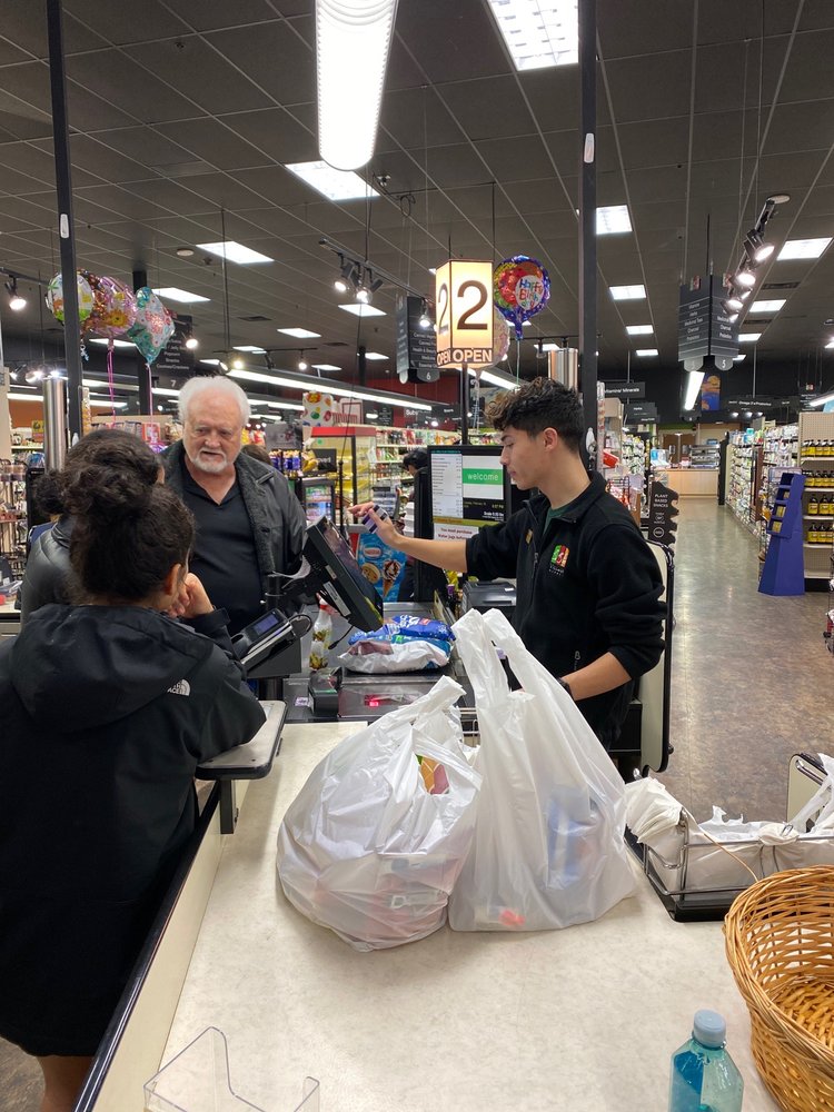 VILLAGE MARKET 10 Photos & 23 Reviews 5002 Scenic View Dr