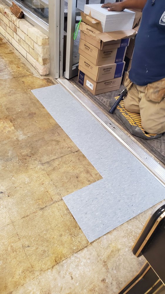 Slide of El Patron Services Construction