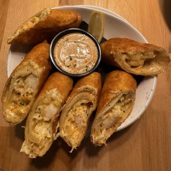 Oceans & Ale - Seafood Spring Rolls - Seafood Near Me - Williamsburg, Virginia Oceans & Ale - Seafood Spring Rolls - Seafood Near Me - Williamsburg, Virginia