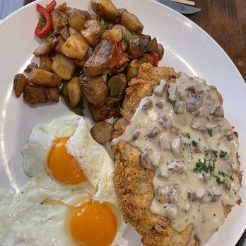 Toast Kitchen & Bar - Country Fried Steak - Breakfast & Brunch Near Me - Brea, California Toast Kitchen & Bar - Country Fried Steak - Breakfast & Brunch Near Me - Brea, California