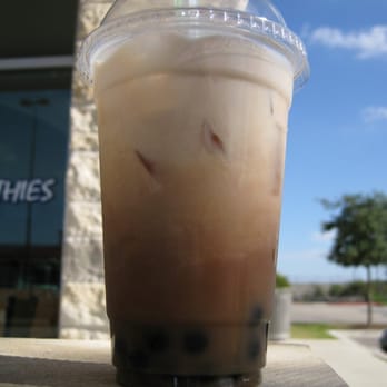 Baguette House - What's with the top? Real pearl tea has a poke-through plastic film lid! - Vietnamese Near Me - Austin, Texas Baguette House - What's with the top? Real pearl tea has a poke-through plastic film lid! - Vietnamese Near Me - Austin, Texas