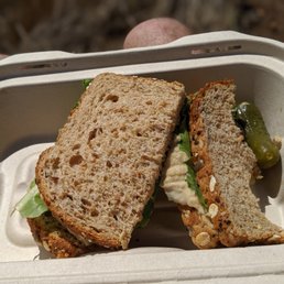 Sandwich in Paradise Sandwich in Paradise