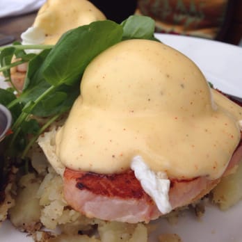 Cody's La Jolla - Eggs Benedict - Breakfast & Brunch Near Me - La Jolla, California Cody's La Jolla - Eggs Benedict - Breakfast & Brunch Near Me - La Jolla, California