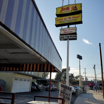 J & S - Traffic on Garield moves fast, so be ready to turn into the drive just north of this sign..parking in back. - Mexican Near Me - Montebello, California