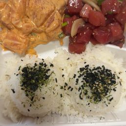 Poke plate. Double rice, spicy mayo salmon, shoyu tun