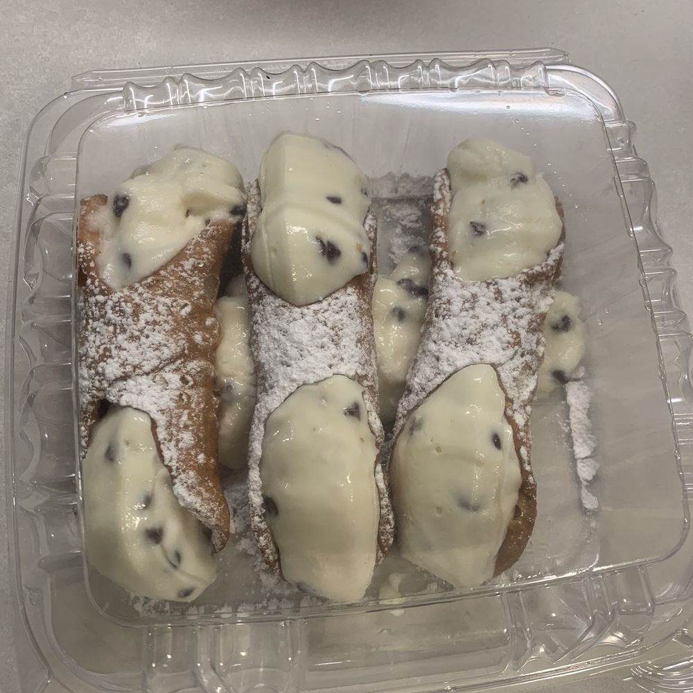 Limoncello Pizzeria - Cannolis - Pizza Near Me - Baltimore, Maryland Limoncello Pizzeria - Cannolis - Pizza Near Me - Baltimore, Maryland
