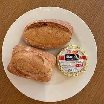 L'avenue at Saks - You know it's going to be delicious when French butter hits the table. - French Near Me - New York, New York L'avenue at Saks - You know it's going to be delicious when French butter hits the table. - French Near Me - New York, New York