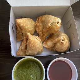 Samosa Samosa