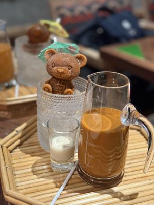 Pii Nong Thai Yonge - Eatery & Experience by null