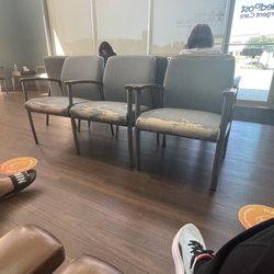 MedPost Urgent Care - San Antonio Stone Oak Pkwy - Wow, look at the chairs in the waiting area.