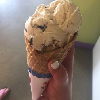 Frost Bite - This is a SMALL!! - Ice Cream & Frozen Yogurt Near Me - Hull, Massachusetts Frost Bite - This is a SMALL!! - Ice Cream & Frozen Yogurt Near Me - Hull, Massachusetts