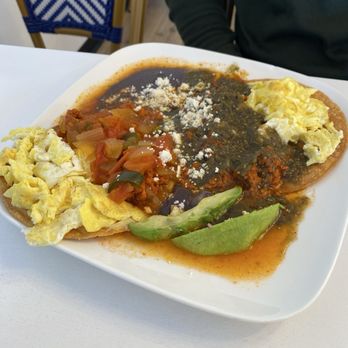 Canela Caffe - Divorciados - Breakfast & Brunch Near Me - Rosharon, Texas