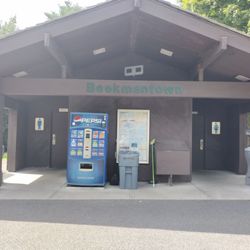 New York Beekmantown Rest Stop and Information Center - clean and functioning!