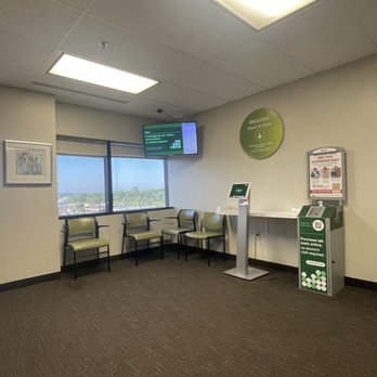 Quest Diagnostics - Waiting area with check-in - Laboratory Testing Near Me - Wauwatosa, Wisconsin Quest Diagnostics - Waiting area with check-in - Laboratory Testing Near Me - Wauwatosa, Wisconsin