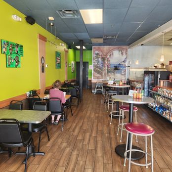 Sandwich Masterz - Dining Area - Sandwiches Near Me - Goodyear, Arizona