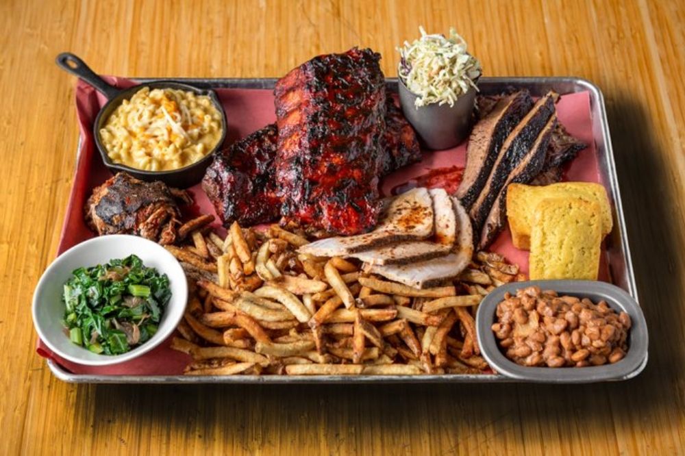 STACK SMMMOKED 63 Photos 240 Leighland Avenue, Oakville, Ontario