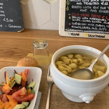 Sfoglia Rina - Tortellini in brot - Pasta Shops Near Me - Bologna, BO Sfoglia Rina - Tortellini in brot - Pasta Shops Near Me - Bologna, BO