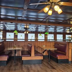 Warren's Seafood and More