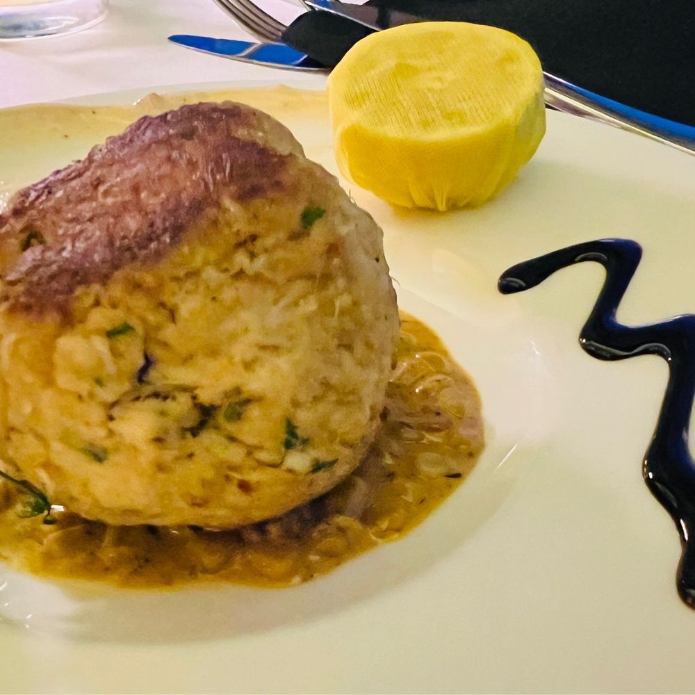 360 Grille - Crab Cake - New American Near Me - Florence, Alabama