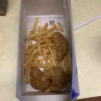 Dairy Queen Grill & Chill - 3 piece chicken strip meal. - Fast Food Near Me - Scappoose, Oregon