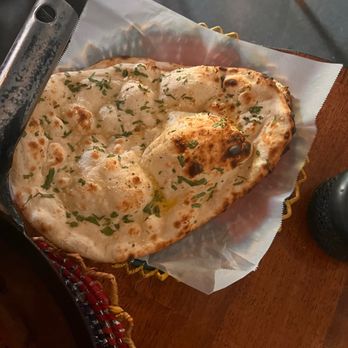 Khan Saab Desi Craft Kitchen - Garlic naan - Pakistani Near Me - Fullerton, California