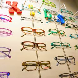 Mercer Island Family Eye Care - Large selection of kids frames