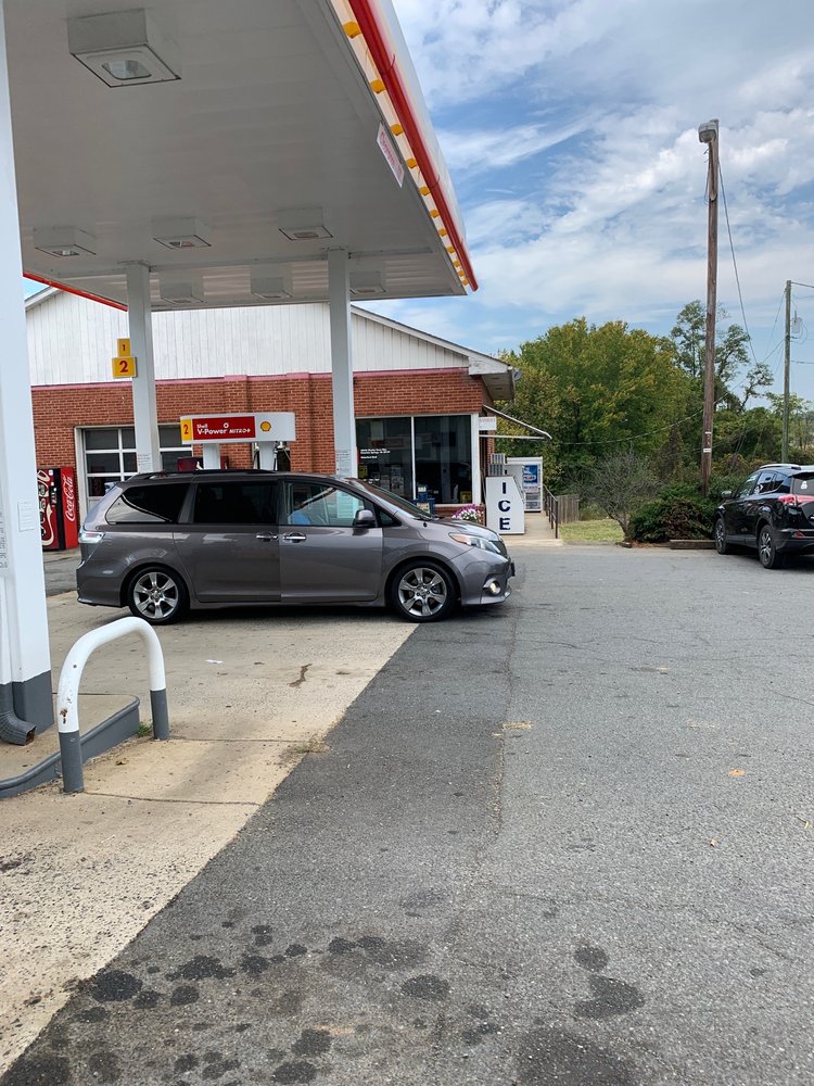 WATERFORD SHELL Updated September 2024 40636 Charles Town Pike