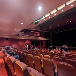Riverside Theatre - Pretty theater