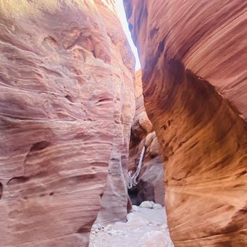 Dark Sky RV Campground - Slot canyon nearby - RV Parks Near Me - Kanab, Utah