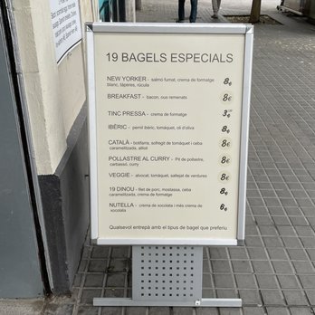 19 Bagels - Sign - Delis Near Me - Barcelona, B 19 Bagels - Sign - Delis Near Me - Barcelona, B