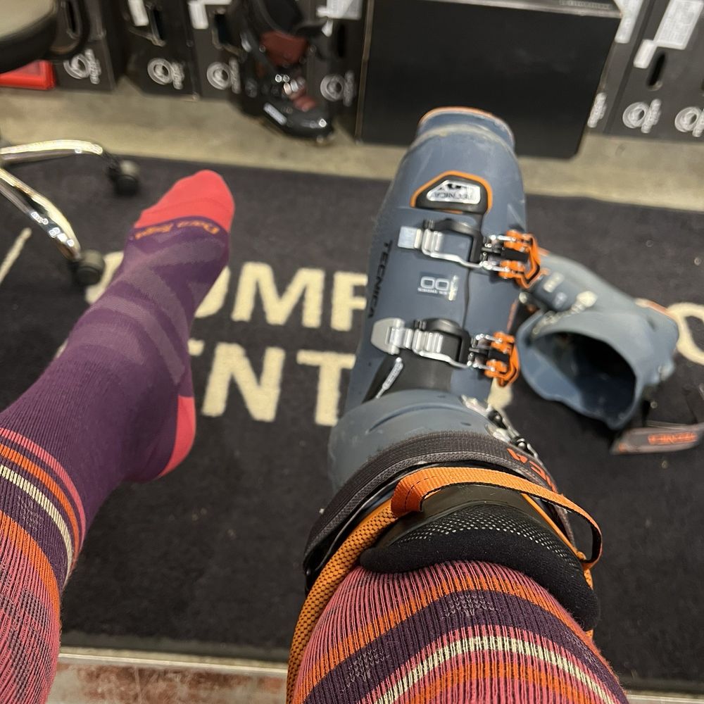 Pro Ski & Mountain Service - Outdoor Gear Near Me - North Bend, Washington Pro Ski & Mountain Service - Outdoor Gear Near Me - North Bend, Washington