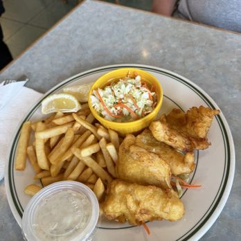 Bosco's Diner - Fish & chips - American Near Me - Victorville, California Bosco's Diner - Fish & chips - American Near Me - Victorville, California