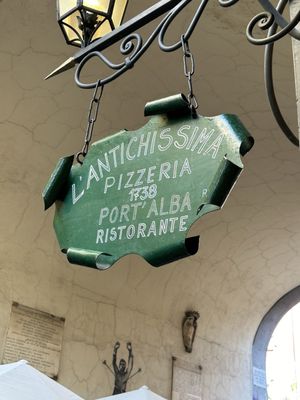 Antica Pizzeria Port’Alba by null