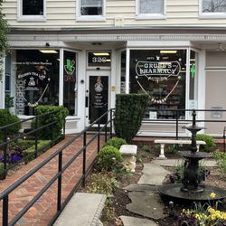 Grubb’s Pharmacy