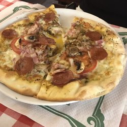 Pinocho - Pinocho Pizza with Pepperoni - MUST ORDER (don't let the grease scare you, its BOMB!)