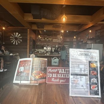 Farmhouse Cafe - Breakfast & Brunch Near Me - Honolulu, Hawaii